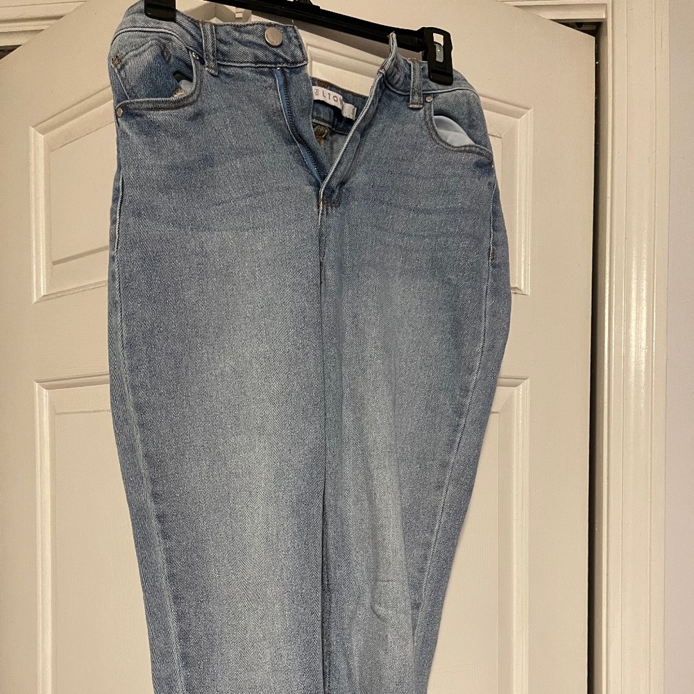 Light-wash Denim Skinny Jean